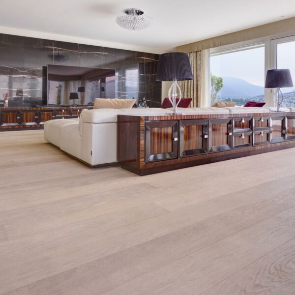 Landhausdiele Eiche geräuchert 24/Chêne fumé 24/Rovere fumé 24 Gebürstet Klebeparkett naturgeölt gefast 4 Preis pro m2 Villapark 1800x190x9.5mm 2.05 m2/Packet 5x1800mm & 2x900mm